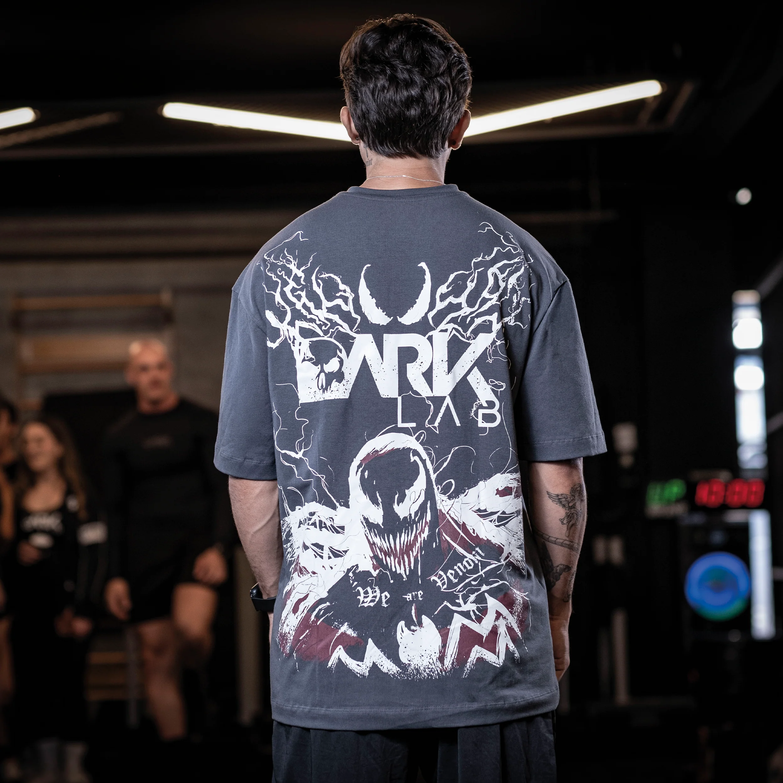 Camiseta Oversized Venom Cinza - Dark Lab - Image 4