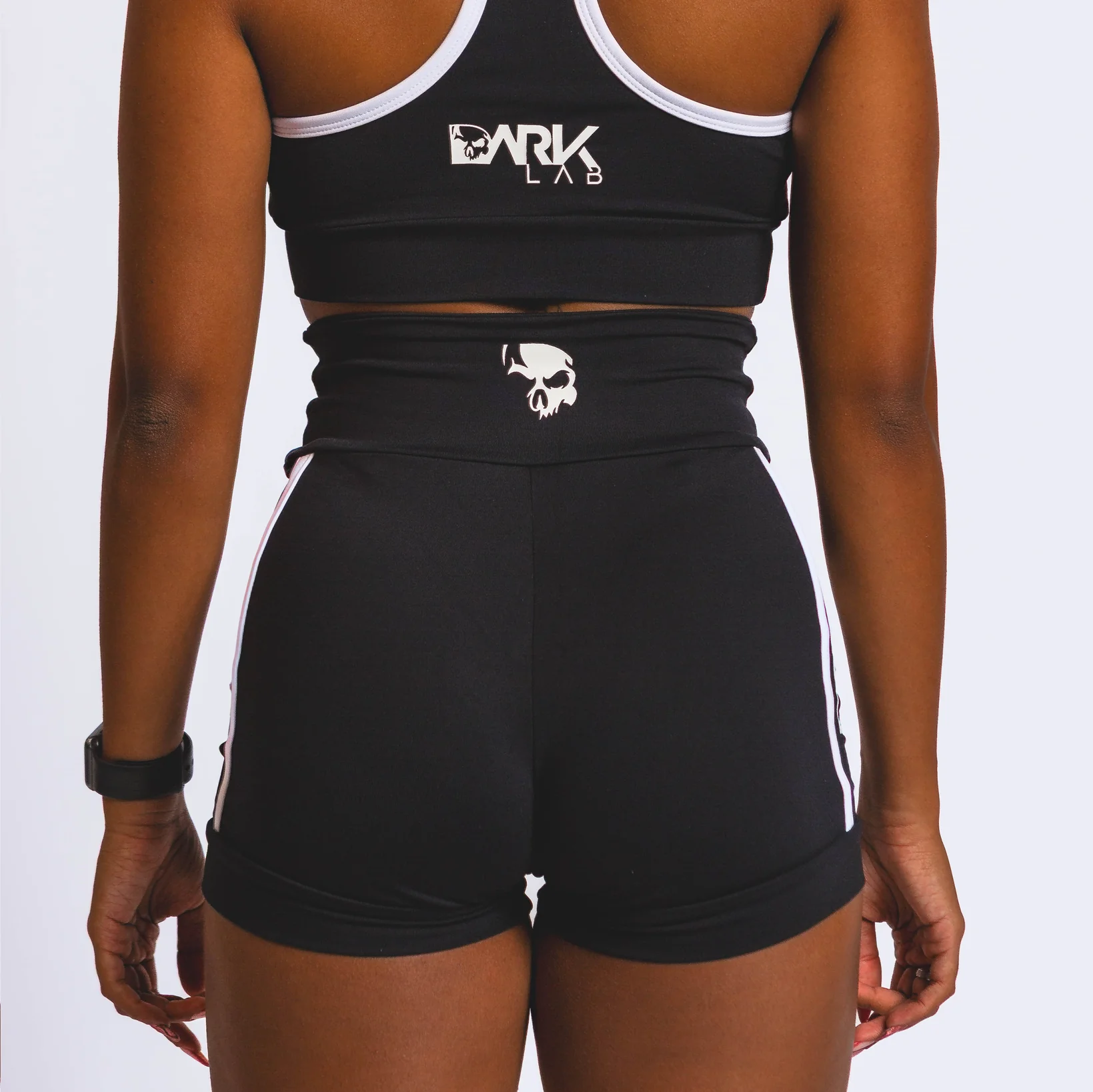Shorts Dark Lab - Image 2